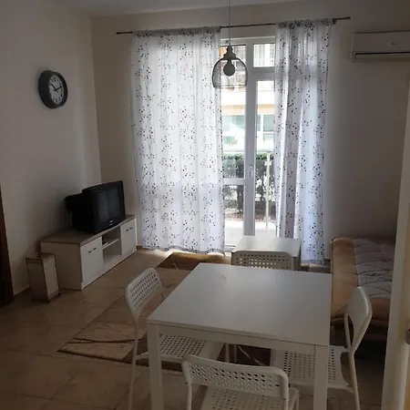 Sunny Gardens 2 Bedrooms * Sunny Beach