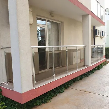 Апартамент Sunny Gardens 2 Bedrooms Слънчев бряг
